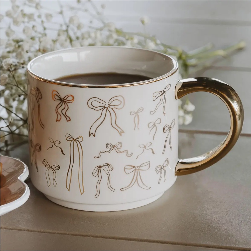 White Ceramic Mug with Gold Bow Motif and Gold Handle